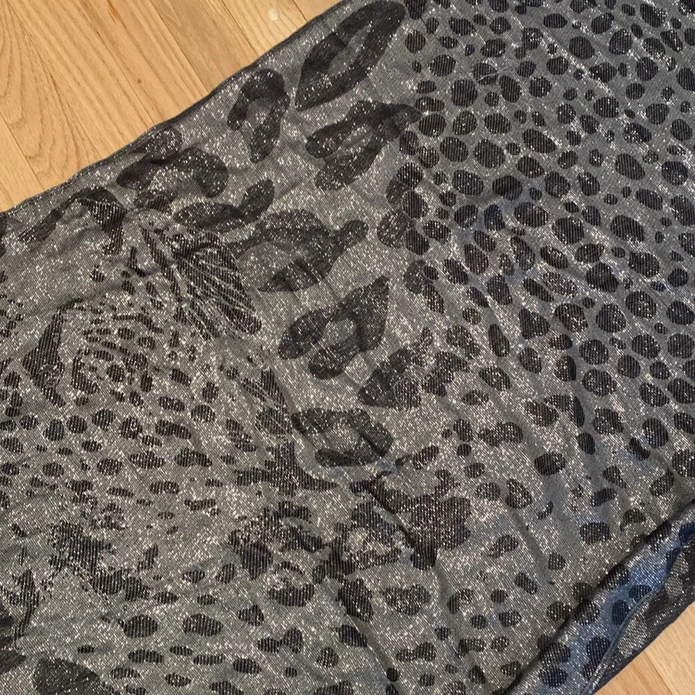 Scarf Women’s Large Shimmery Silver Gray and Black Leopard Print 74x27 inches